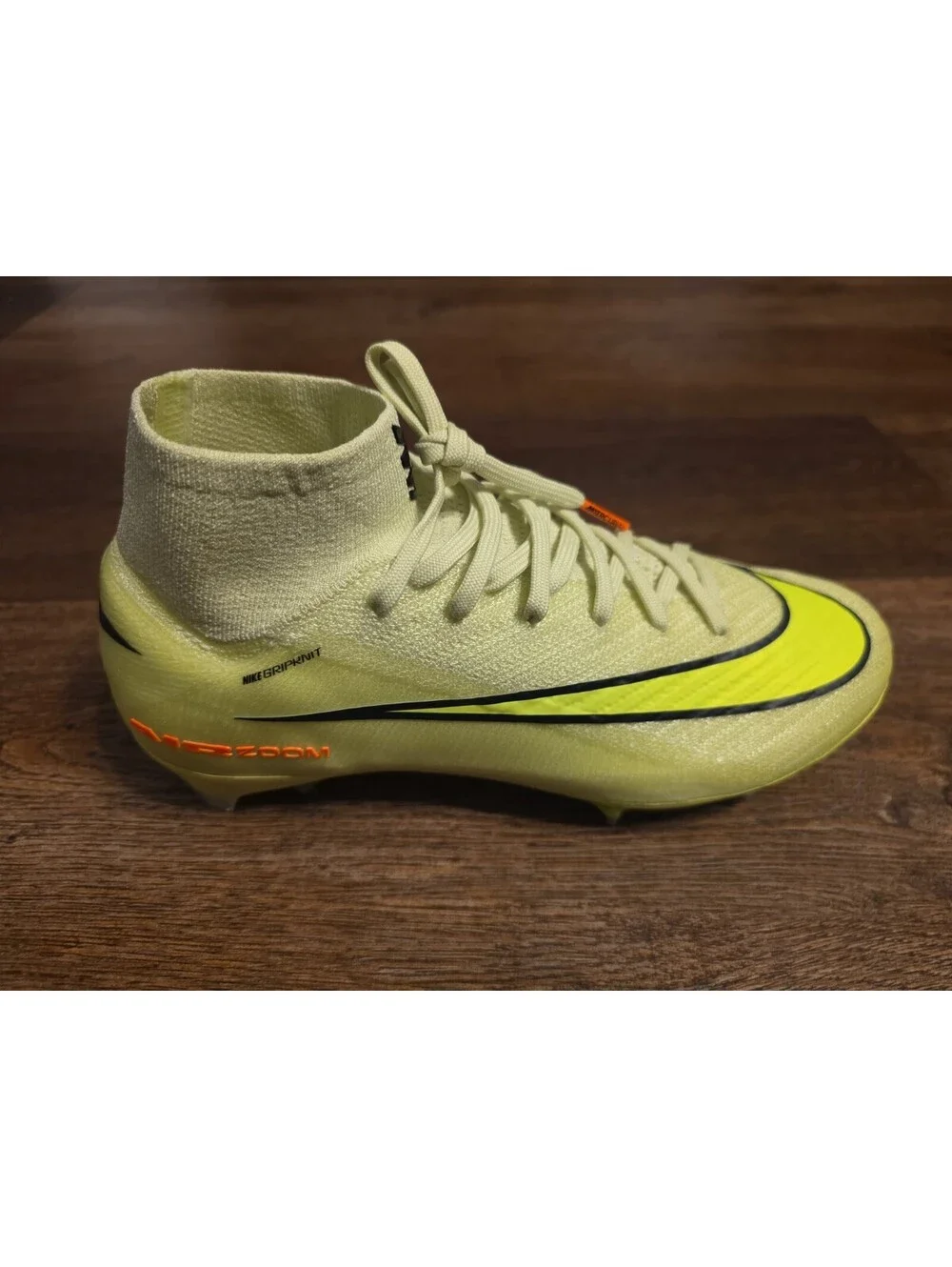 Size 5 Nike Zoom Mercurial Superfly 10 Elite FG 'Max Voltage' IO4491-300 Men